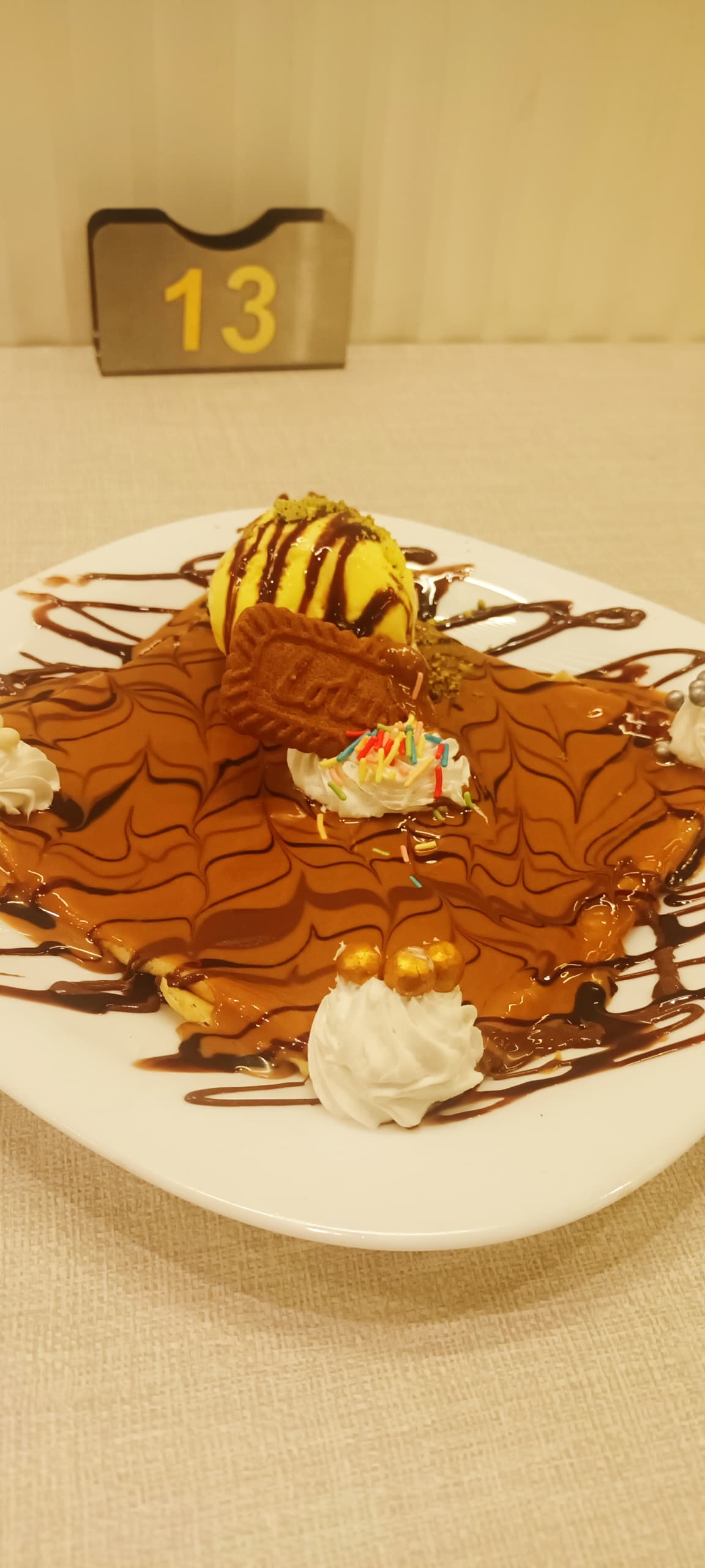 كريب شوكولا لوتس